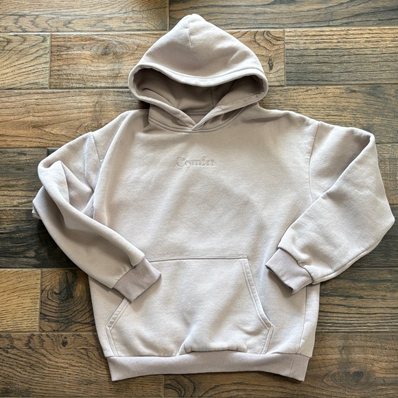 Comfrt Tops - Comfrt Hoodie Sweatshirt